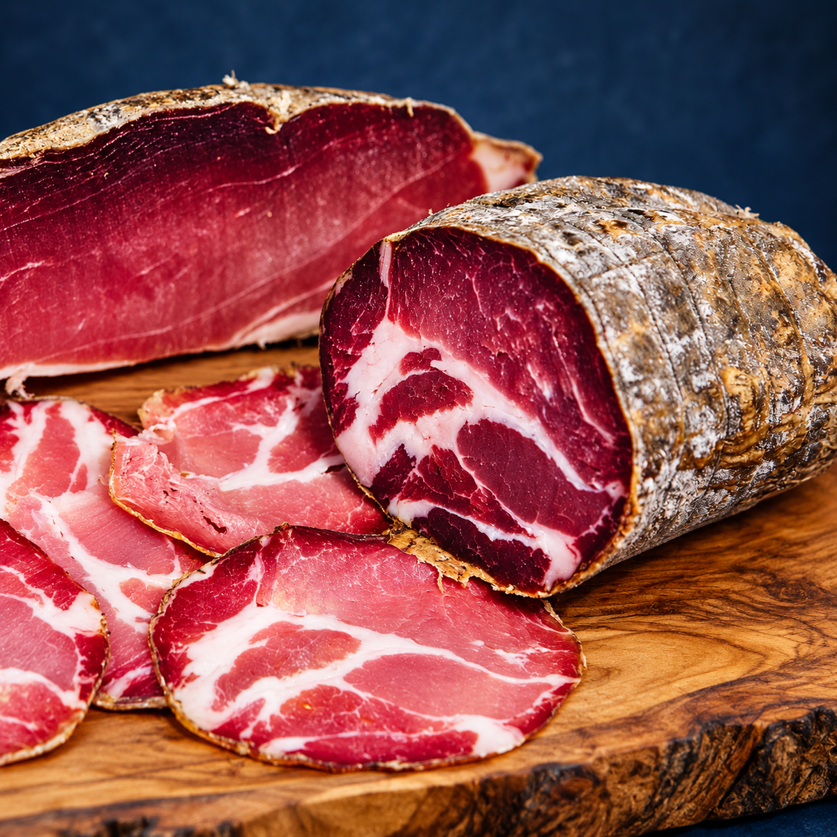 4 Coppa de Corse AOP Bio –  disponible d'avril à septembre - 1 à 1,1 kg l'unité (pré-commande PRO)